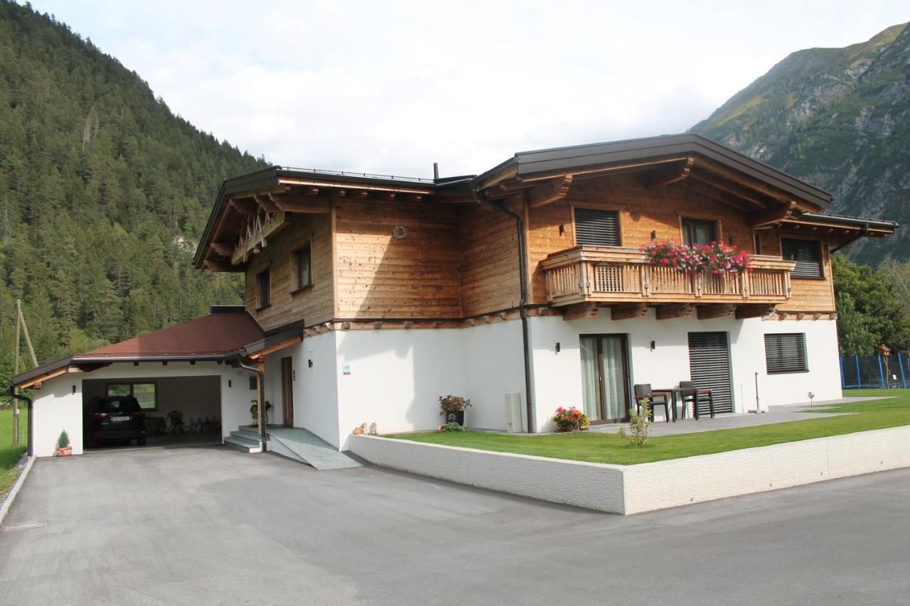 Villa Alpin Holzgau Zewnętrze zdjęcie